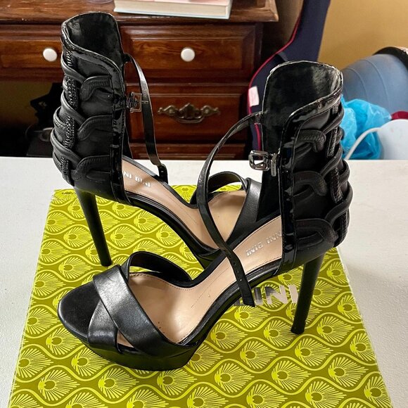 Gianni Bini Black Caged Ankle Stiletto Heels Size 9M - Original Box - Picture 1 of 13